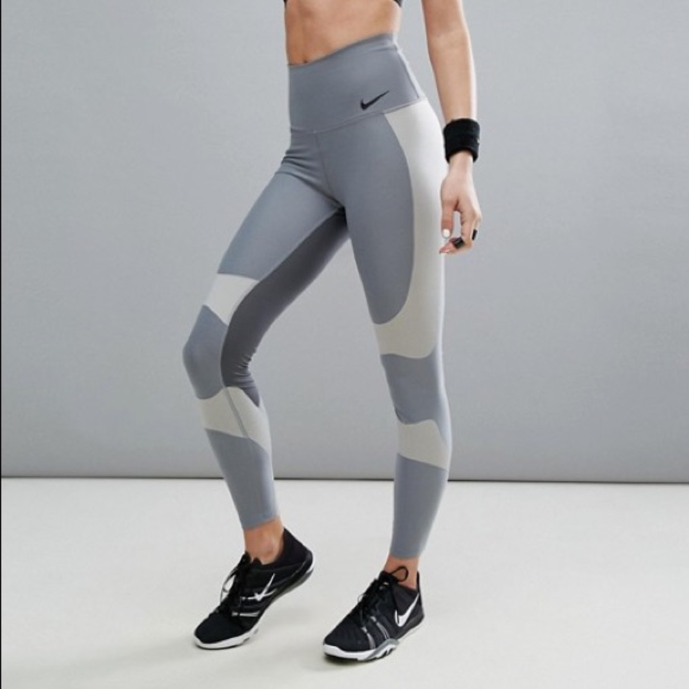 NWT Gray Nike leggings